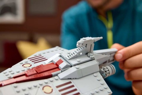 75404 - LEGO Star Wars - Krążownik szturmowy typu Acclamator