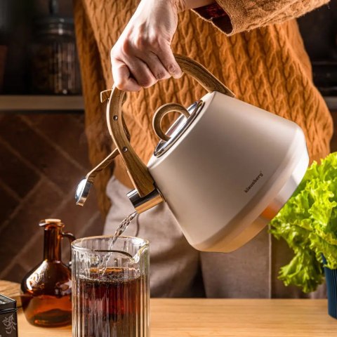 Czajnik stalowy z gwizdkiem 2,5 L beżowy, indukcja, KLAUSBERG KB-7950