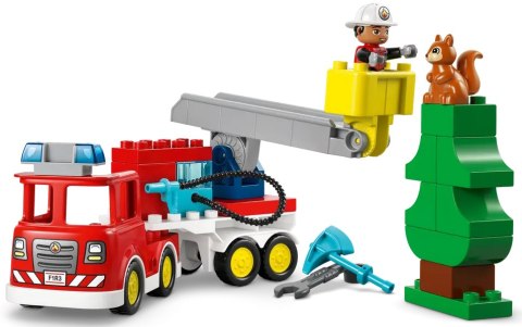 10473 - LEGO DUPLO - Wóz strażacki z wężem i strażakiem