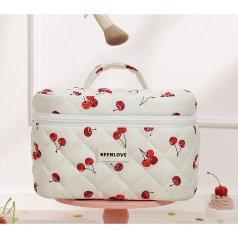 Kosmetyczka damska pikowana kuferek w wisienki 17 x 17 x 25,5cm KS123