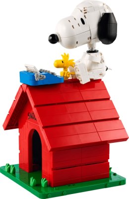 21368 - LEGO Ideas - Fistaszki: Buda Snoopy'ego