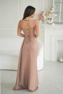 342-22 Elegancka Sukienka Z Geometrycznym Dekoltem I Odpinanymi Ramiączkami - CAMEL